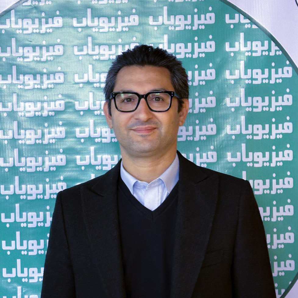 پرهام پارسانژاد