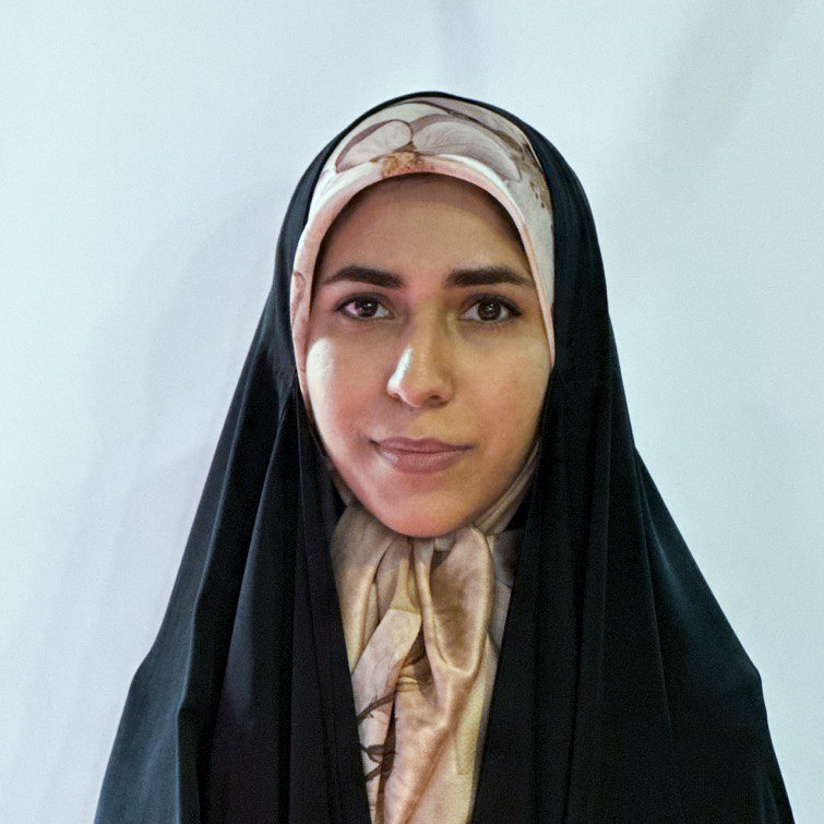 مینا مواجیان