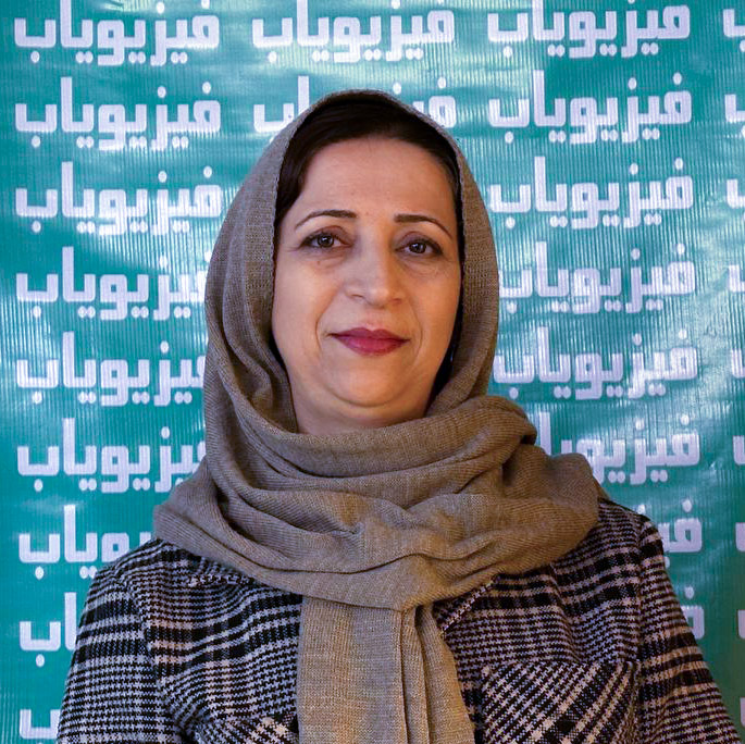 منصوره عباس زاده